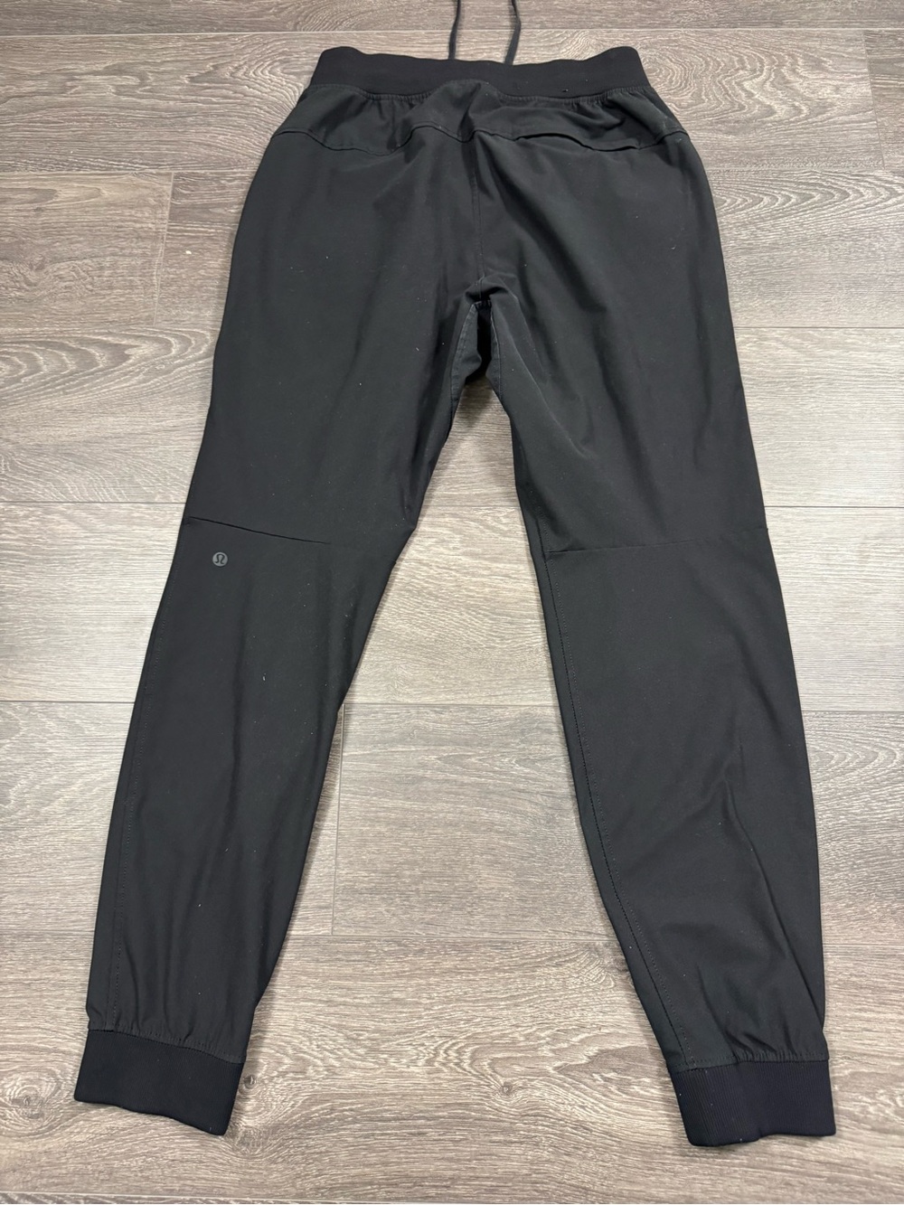 Lululemon Men’s Size M Black Jogger Pants - Picture 2 of 7